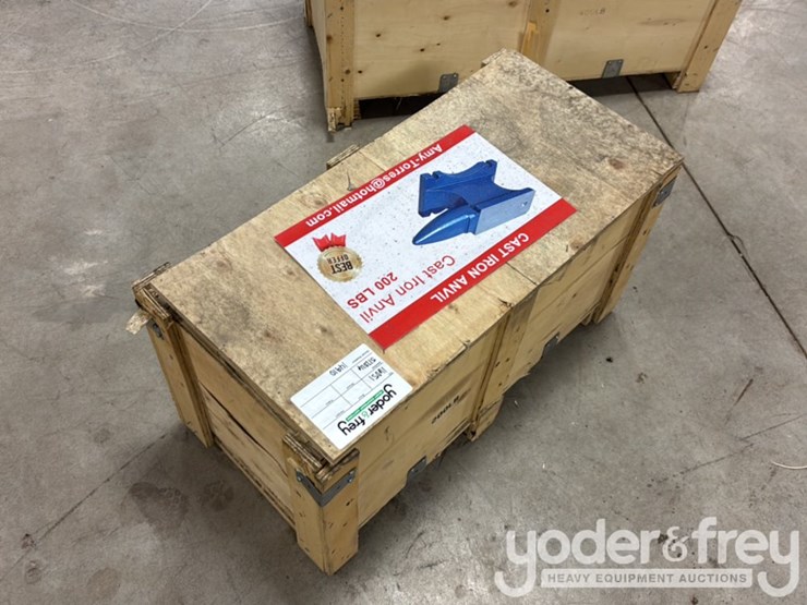 unused-200lb-cast-iron-anvil-image-3