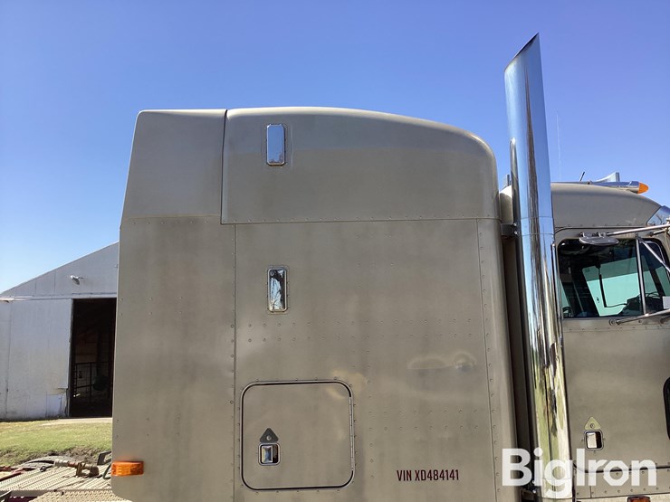 1999-peterbilt-379-image-16