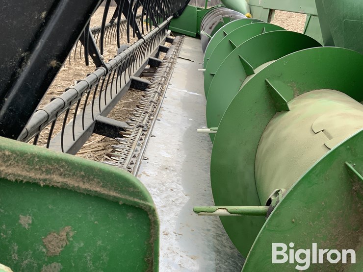 2011-john-deere-625f-image-11