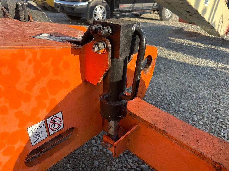 2007-jlg-400s-image-21