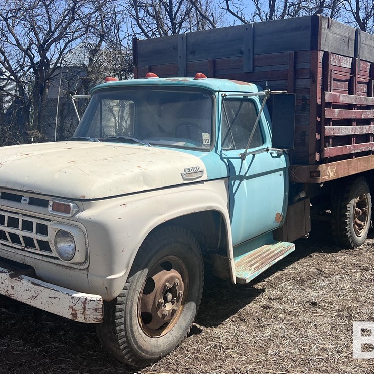1965 FORD F600