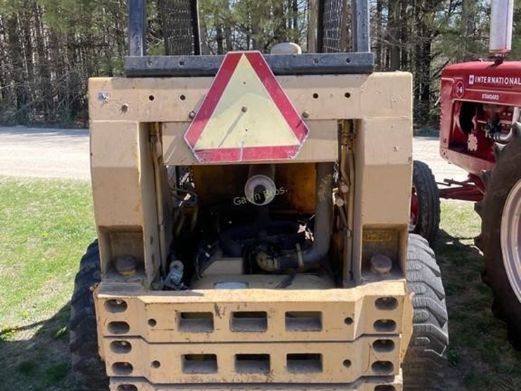 john-deere-24-image-8