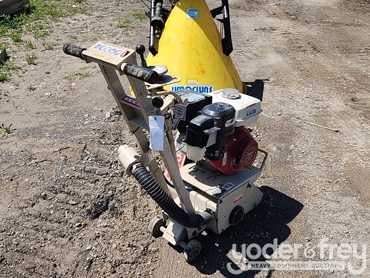 edco-concrete-grinder,-walk-behund-image-3