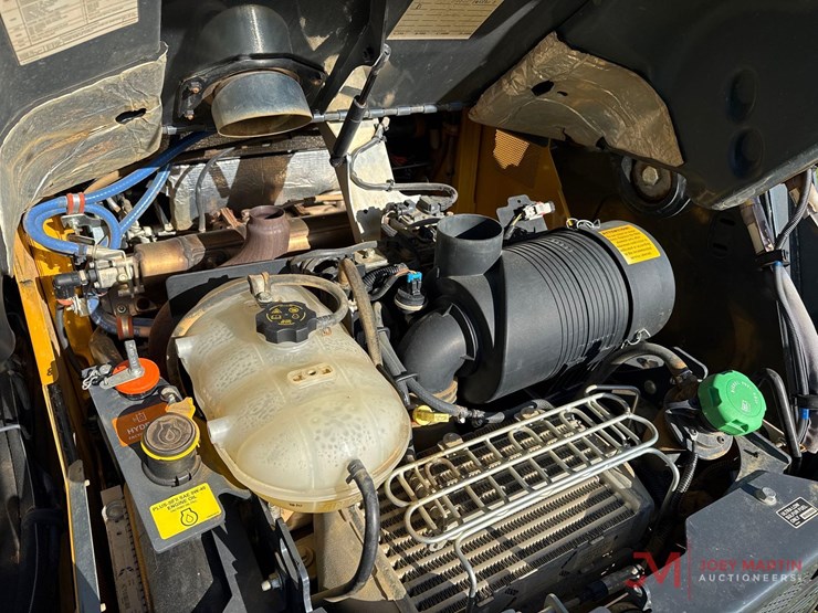 2023-deere-333g-image-15