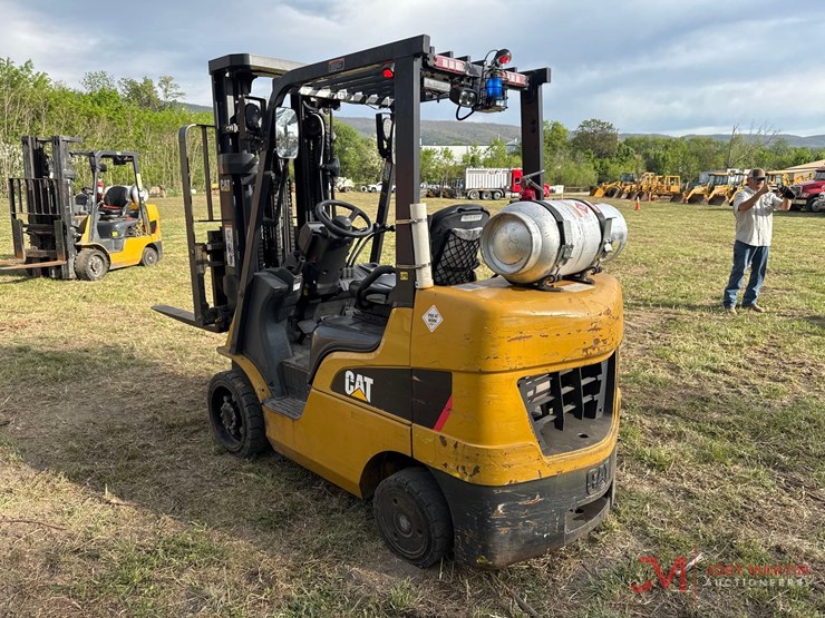 caterpillar-2c6000-image-3