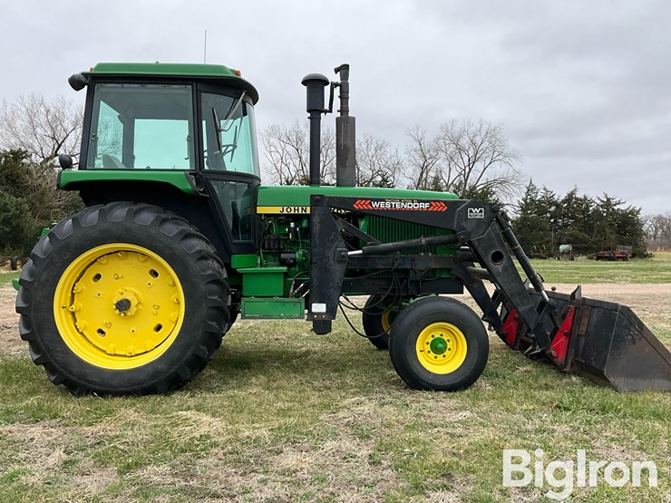 1979-john-deere-4440-image-4