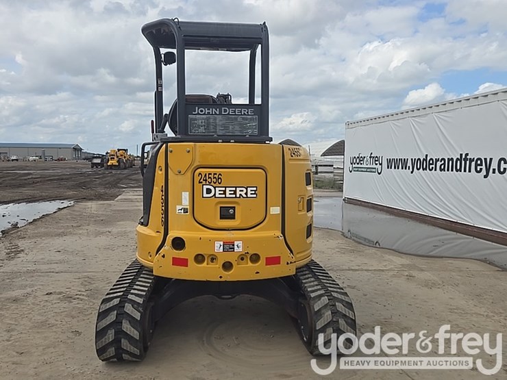 2019-deere-35g-image-4