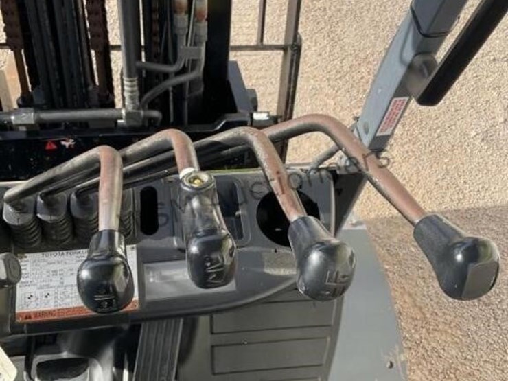 toyota-8fg35u-image-16