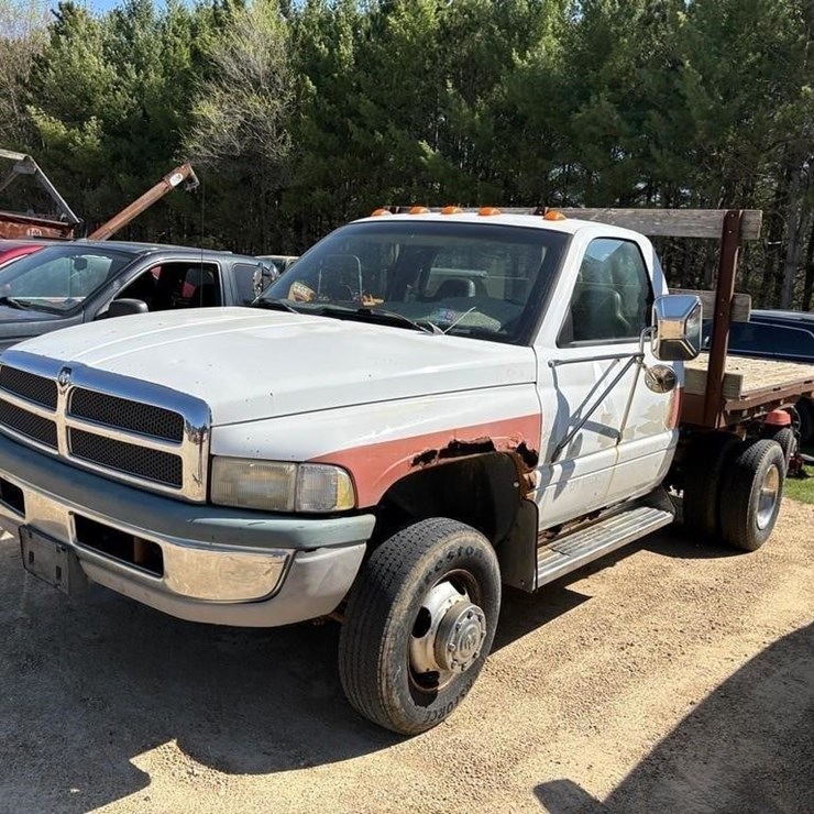 1999 DODGE 3500