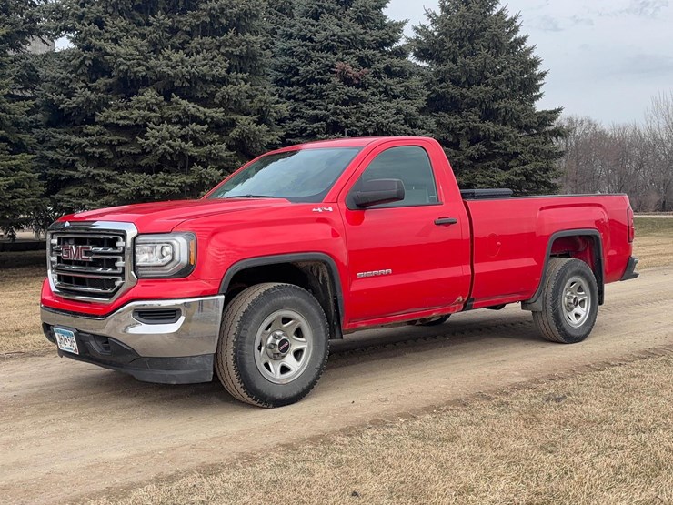 2016-gmc-sierra-1500-image-1