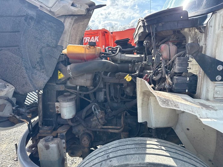 international-4400-sba-image-5