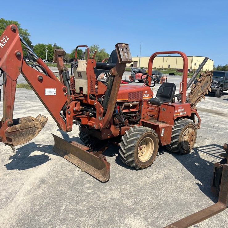 DITCH WITCH 3610