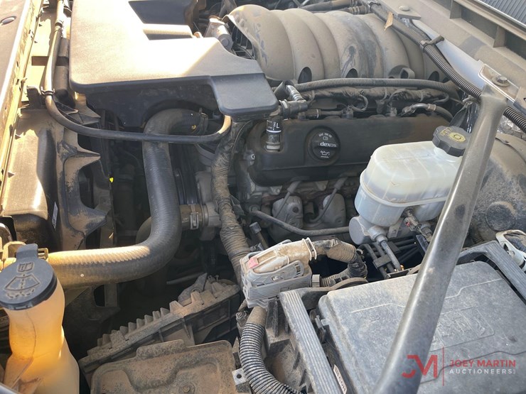 2018-chevrolet-silverado-1500-lt-image-27