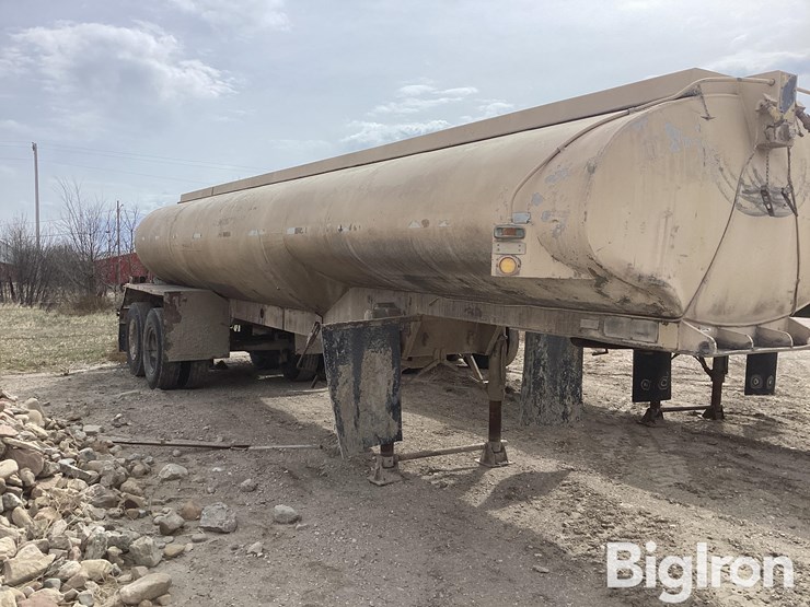 1965-fruehauf-trailer-image-3