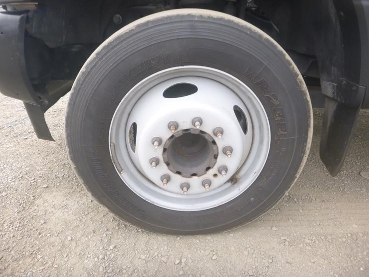 2022-ford-f450-image-27