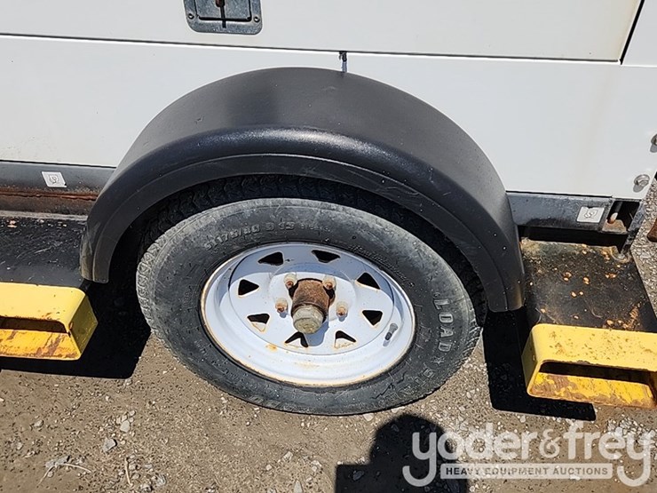 magnum-light-tower-image-5