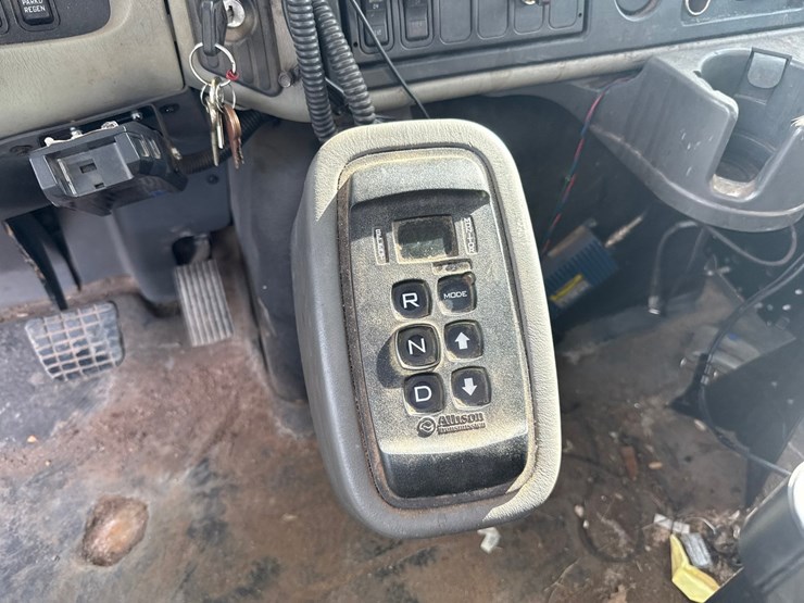 international-4400-sba-image-62