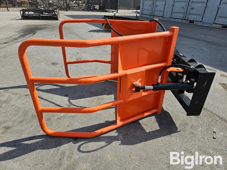 2025-massey-ferguson-730-image-8