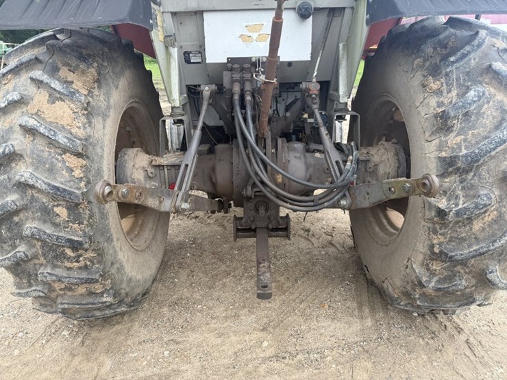 massey-ferguson-383-image-18