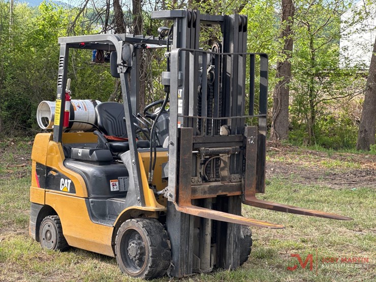 caterpillar-2c6000-image-1