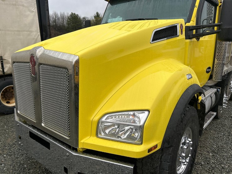 2019-kenworth-t880-image-8