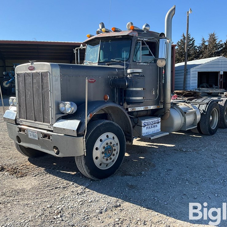 1976 PETERBILT 359