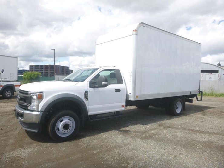 2022-ford-f450-xl-image-1