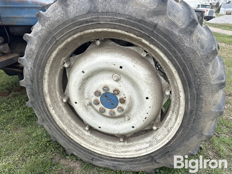 ford-4600-image-17
