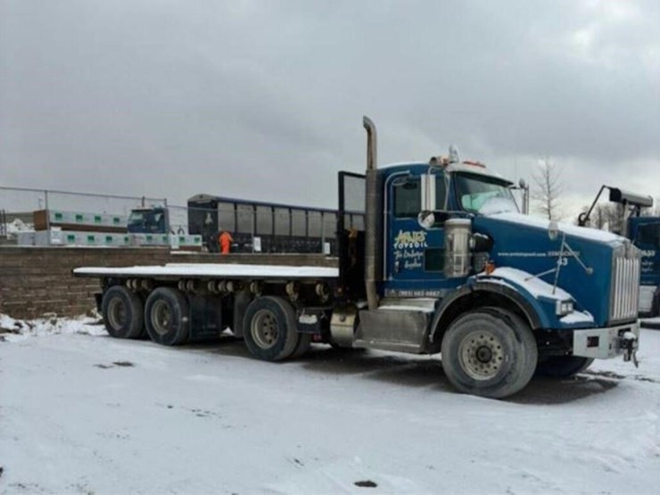 2011-kenworth-t800-image-1