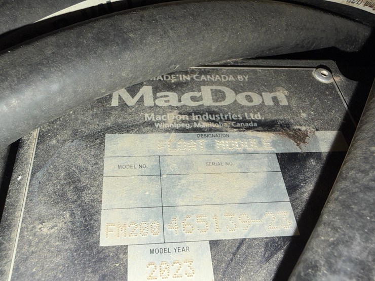 2023-mac-don-fd240-image-19