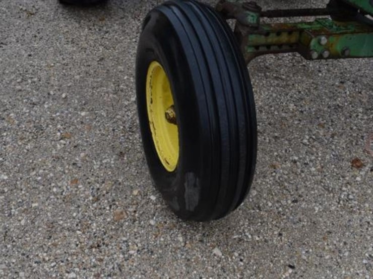 john-deere-4430-image-3