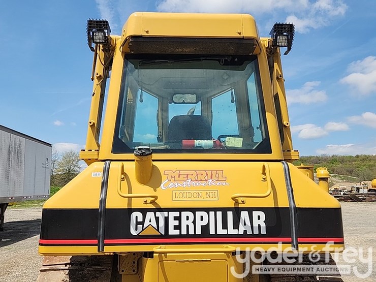 2006-caterpillar-d5n-xl-image-22