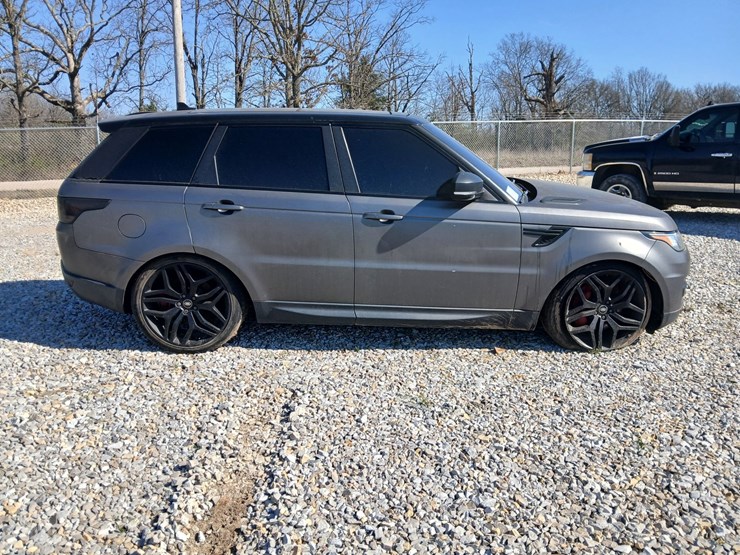 2016-land-rover-range-rover-image-11