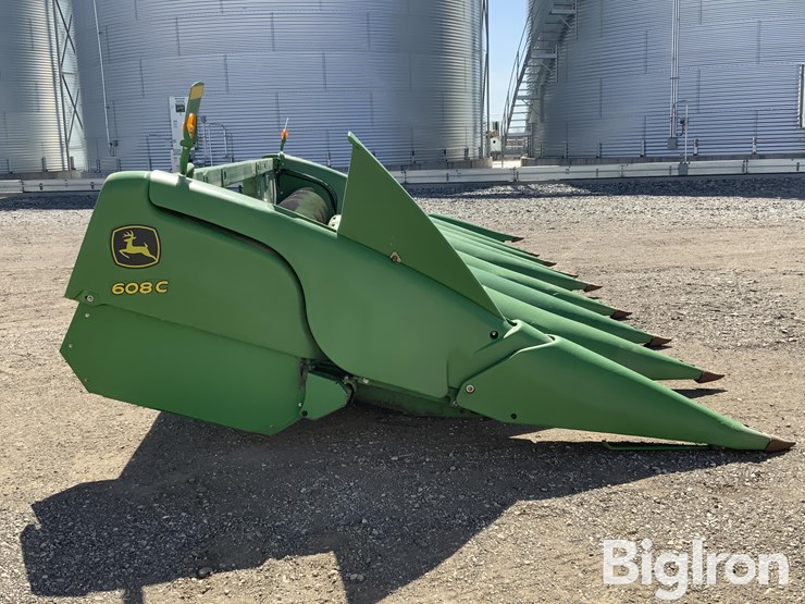2013-john-deere-608c-image-4