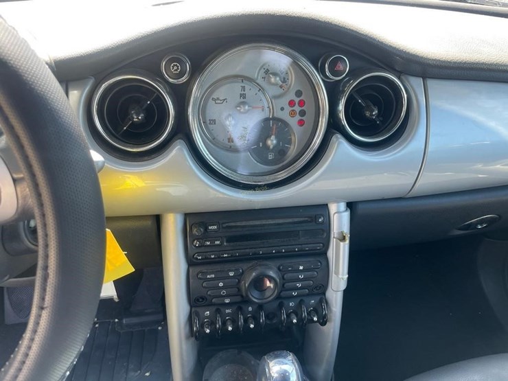 2005-mini-cooper-convertible---as-is-image-12
