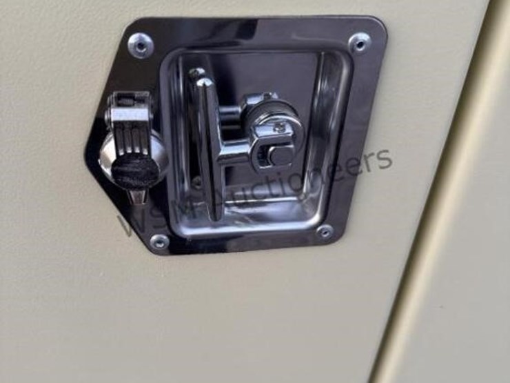 10ft-mobile-office-container-image-6