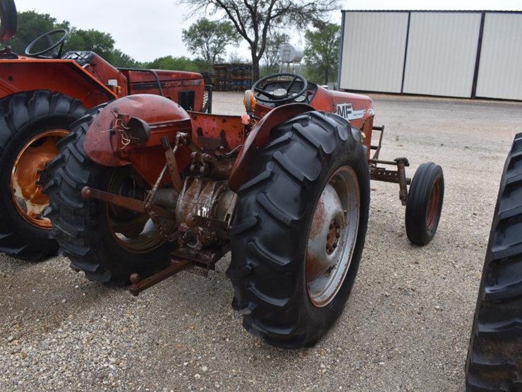 massey-ferguson-230-image-7