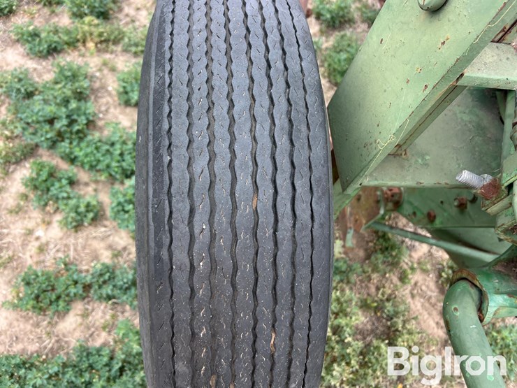 john-deere-f1350-image-15