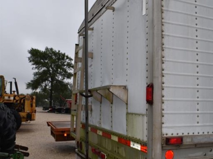 1996-wilson-grain-trailer-image-9