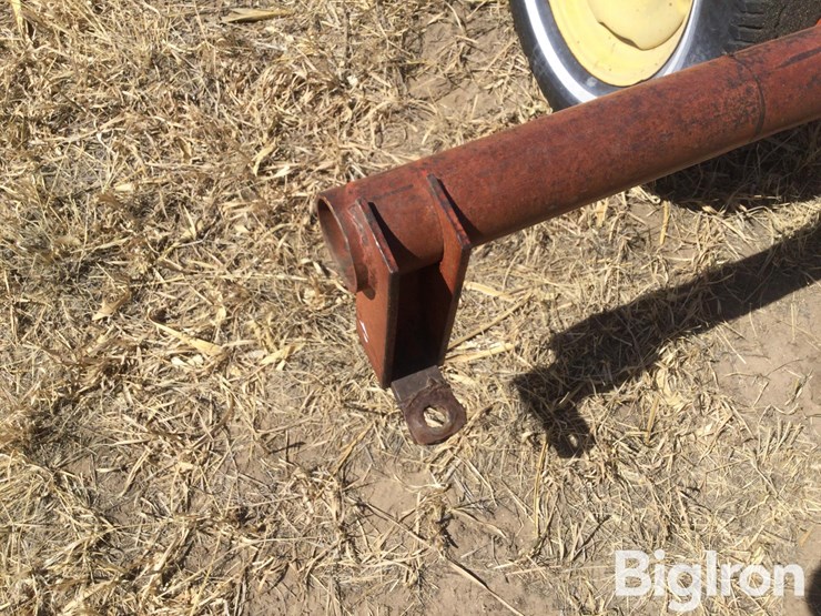 new-holland-260-image-10