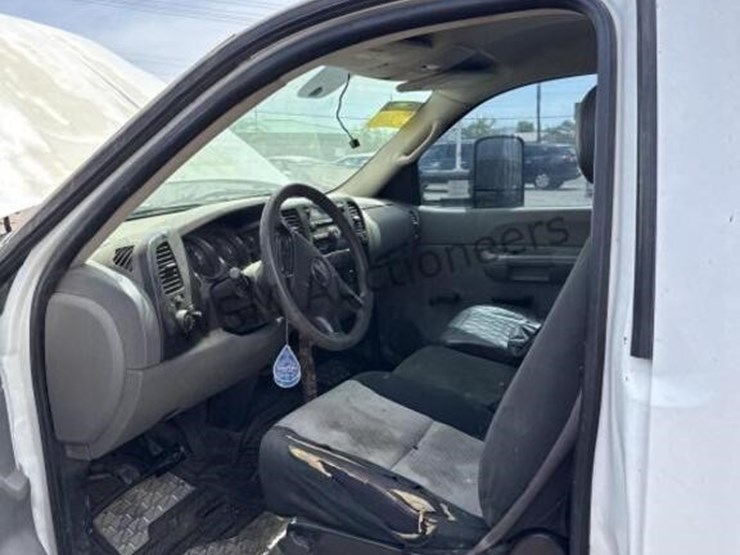 2009-gmc-sierra-2500hd-image-20