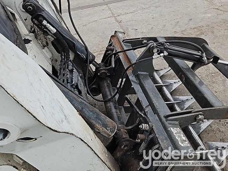 2015-bobcat-t630-image-13