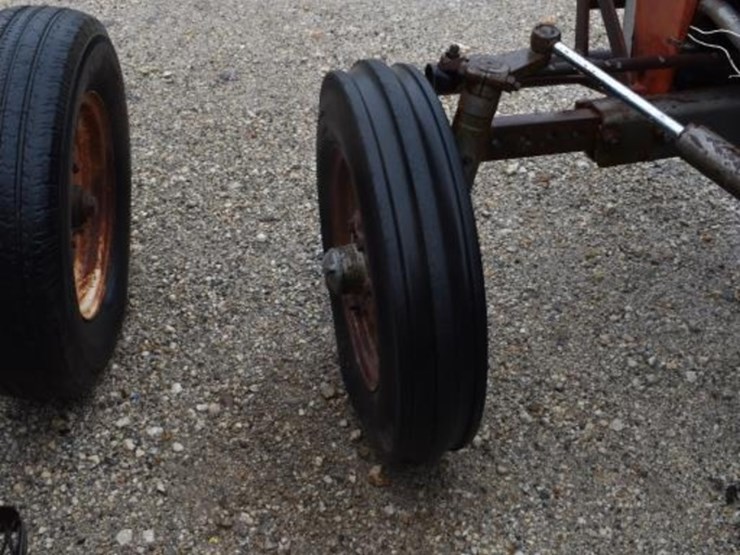 massey-ferguson-230-image-10