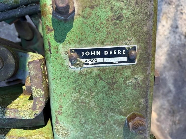 john-deere-2500-image-4