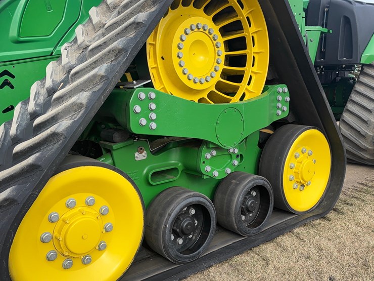2022-john-deere-9rx-590-image-11