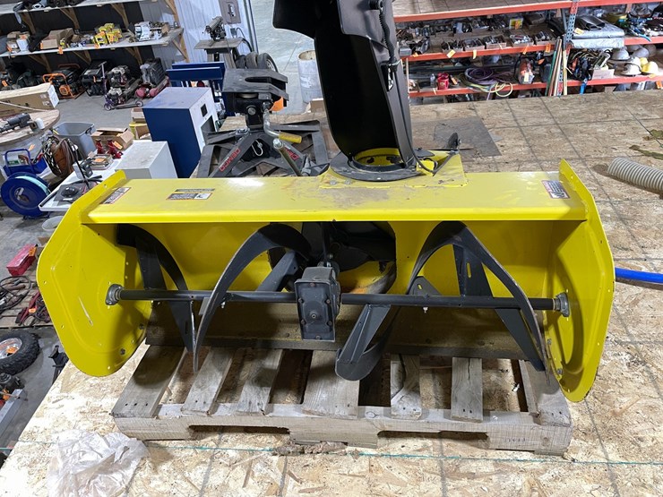 john-deere-47-image-3