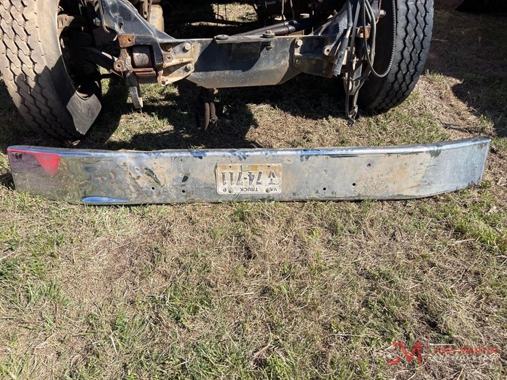 1992-mack-rb690s-image-24