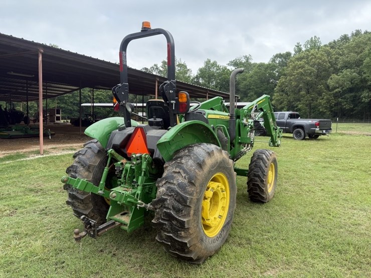 2021-john-deere-5075e-image-5