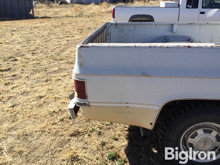 1985-gmc-sierra-2500-image-15