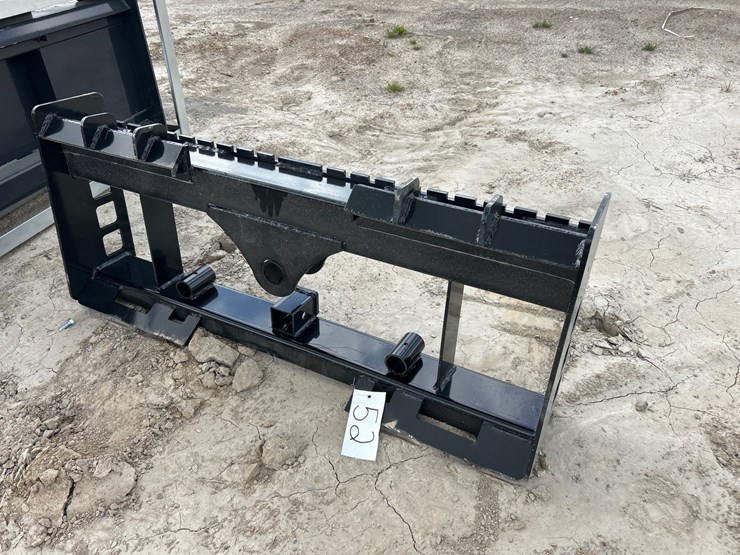 #55-•-skid-steer-pallet-fork/hay-spear-frame-image-2